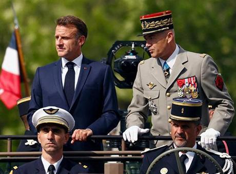 FRANSA, BASTILLE GÜNÜ’NÜ KUTLARKEN MACRON’DAN SERT MESAJ: 1945’TEN BU YANA EN BÜYÜK TEHDİT!