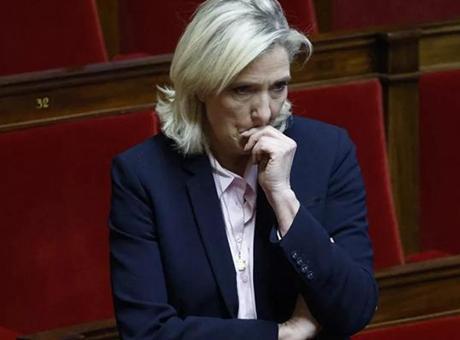 Fransa’da yolsuzluk skandalı: Gözler Le Pen’de!