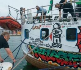 GAZZE HABERLERİ: ÖZGÜRLÜK FİLOSU’NUN YENİ YARDIM GEMİSİ HANDALA İTALYA’DAN YOLA ÇIKTI