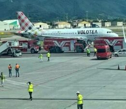 HAVALİMANINDA KAN DONDURAN OLAY: UÇAK MOTORUNA KAPILARAK CAN VERDİ!
