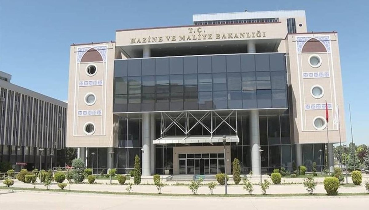 Hazine iki ihalede yaklaşık 97,2 milyar lira borçlandı