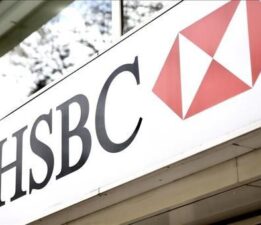 HSBC’nin karı ikinci çeyrekte düştü