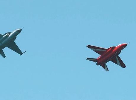 HÜRJET ve HÜRKUŞ İstanbul semalarında havalandı