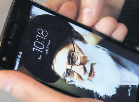 İran’da vekillere cep telefonu yasaklandı…