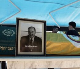 İsmail Sarıkaya son yolcuğuna uğurlandı: Dursun Özbek ve Okan Buruk cenazede