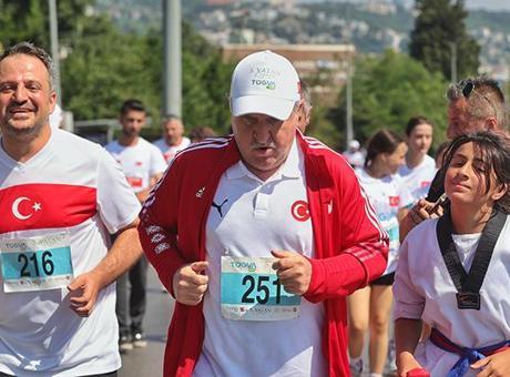 İstanbul’da düzenlenen Vatan Koşusu’yla 15 Temmuz Şehitleri anıldı