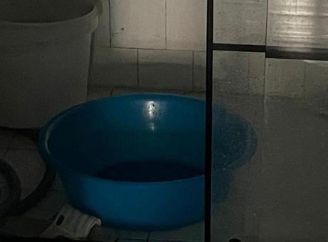 İzmit’te korkunç olay! Leğende banyo yapan 3 kardeşe elektrik çarptı