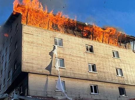 Kartalkaya’daki yangın faciasında Kültür ve Turizm Bakanlığı 3 bürokrat için soruşturma izni verdi