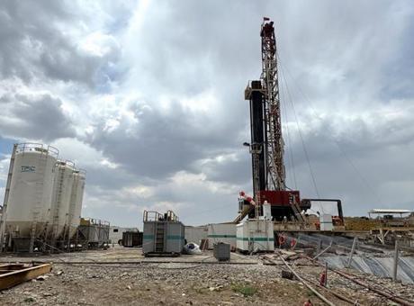 Kato Dağı’nda petrol arama çalışması sürüyor
