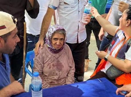 Kayıp kadın tam 3 gün sonra bulundu! Piknikçilerden kalan yiyeceklerle hayata tutunmuş