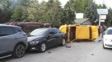 Makas atan ehliyetsiz sürücü ortalığı savaş alanına çevirdi