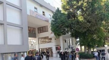 Manavgat Belediyesine düzenlenen rüşvet operasyonunda 6 kişi tutuklandı