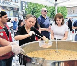 Manisa merhum başkanını unutmadı