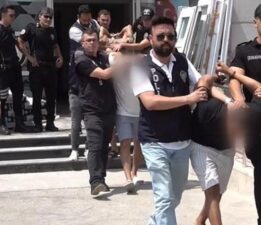 Mersin’de anne ve kızının silahla öldürülmesine ilişkin 2 tutuklama
