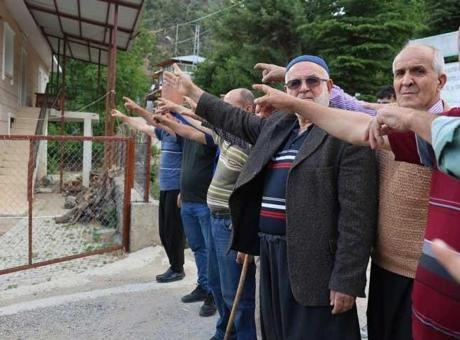 Muhtar 8 yıl boyunca tüm köylüyü kandırdı! ‘Köy malı dedi, inandık’