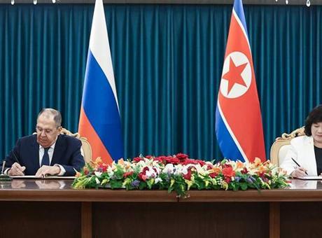 Rusya Dışişleri Bakanı Lavrov’dan Kuzey Kore’ye kritik ziyaret!