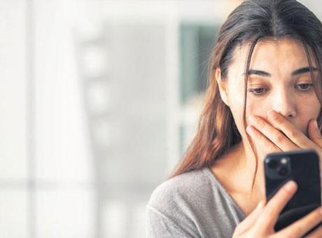 Sanal zorbalar! Bilgisayar korsanları, kadın sitesine saldırdı