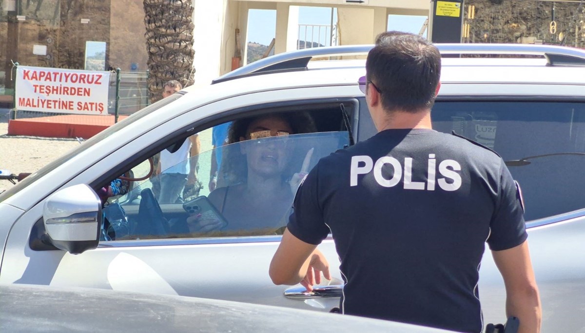 Şarkıcı Dilan Çıtak, polisin üzerine araç sürdü