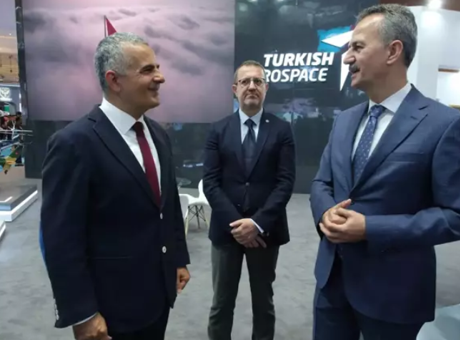 ‘Savunma sanayi ihracatında ilk 10 ülke arasına girmeyi öngörüyoruz’