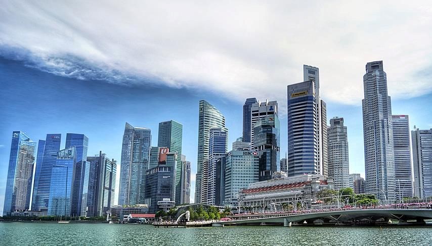 Singapur güçlü büyüdü