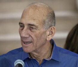 Son Dakika! Eski İsrail Başkanı Olmert’ten ‘toplama kampı’ benzetmesi: Etnik temizlik olur!