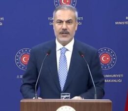 SON DAKİKA: HAKAN FİDAN: İSRAİL’İN SURİYE’Yİ BÖLMESİNE İZİN VERMEYECEĞİZ!