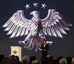 SON DAKİKA: SURİYE ‘ALTIN AKBABAYI’ TÖRENLE TANITTI: ‘YENİ BİR DÖNEM BAŞLADI’