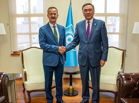 SSB Başkanı Görgün, TDT Genel Sekreteri Omuralıev ile görüştü