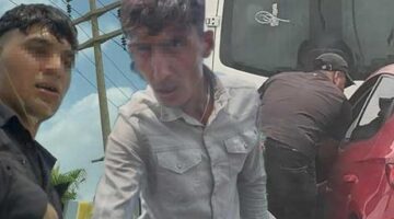 Trafikte dehşet! ‘Cam silelim’ diye geliyorlar, zorla kapıyı açıyorlar: Para vermezsen çizerim