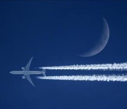 Türk hava sahasında günlük transit uçuş ve uçak trafiği rekoru kırıldı