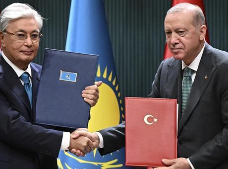 Türkiye ile Kazakistan arasında 20 anlaşma imzalandı! Stratejik iş birliği