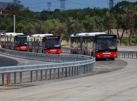 Türkiye’de bir ilde daha ikinci metrobüs seferleri başladı