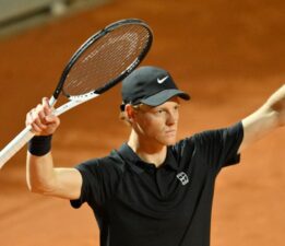 Wimbledon’da yarı final heyecanı
