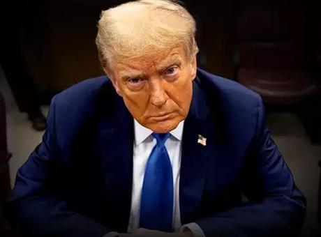 Yeni Epstein bombası! Trump’ın dosyada olduğu açıklandı