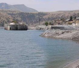 Yer: Kars! Sular çekildi, barajın altındaki tarih ortaya çıktı