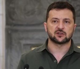 Zelenskiy: Ateşkesin sağlanması için her şeyi yapmalıyız