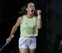 Zeynep Sönmez, Wimbledon’da 2. tura çıkan ilk Türk kadın tenisçi oldu