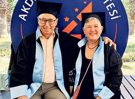 Zihni diri tutan üniversitenin 60 yaş üstü öğrencileri: Öğrenmenin yaşı yok kanıtladık