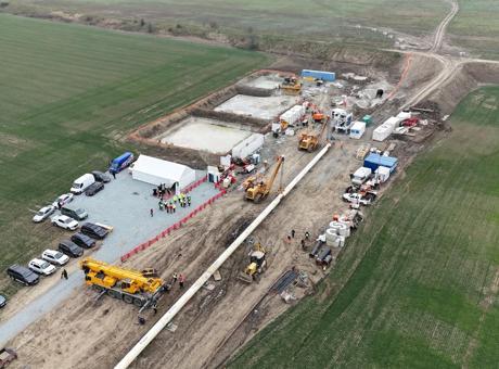 Zor projede Türk şirket Tuna Nehri geçişini tamamladı