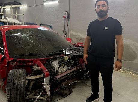 17 milyon liralık Ferrari’yi perte çıkartan usta konuştu: Aracın kaskosu da yok.