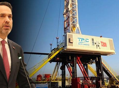 2 yerli petrol sondaj kulesi göreve başladı! Bakan Bayraktar: Hedefimiz net