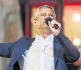 ’99 dalga da yapsanız ayaktayız’