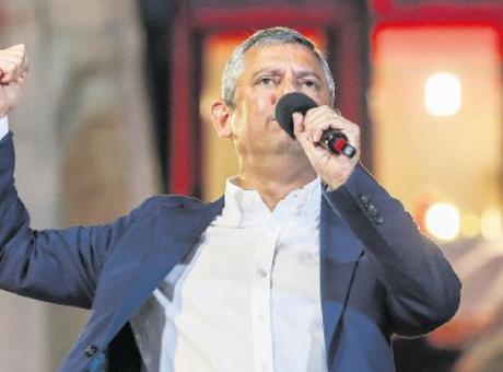 ’99 dalga da yapsanız ayaktayız’