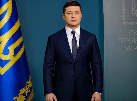 ABD’li yetkililer merak edileni açıkladı: Zelenskiy görüşmede takım elbise giyecek mi?