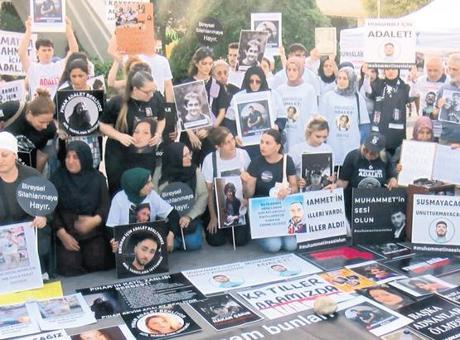 Acılı ailelerden adalet nöbeti