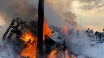 Aksaray’da şarampole devrilen yanıcı madde yüklü TIR alev topuna döndü