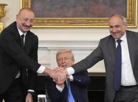 Aliyev: Barış anlaşması, Azerbaycan-Ermenistan ihtilafına fiilen son veriyor