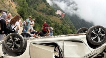 Aracını park etmek için manevra yaptı! Otomobil yamaçtan yuvarlandı: 1’i ağır, 5 yaralı
