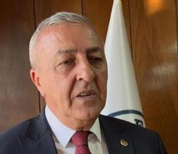 Ardahan’ın Göle Belediye Başkanı Gökhan Budak, CHP’den istifa etti