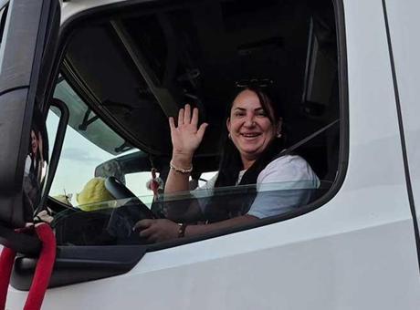 Babası ve ağabeyinden etkilendi, TIR şoförü oldu! ‘Türkiye’nin her yerine gidiyorum’